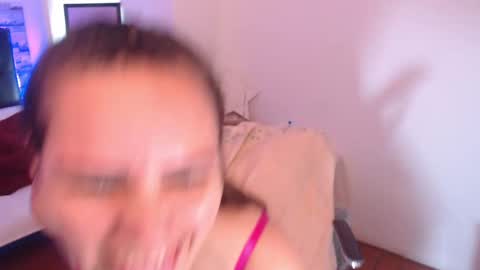 camila online show from September 23, 2025, 4:32 pm