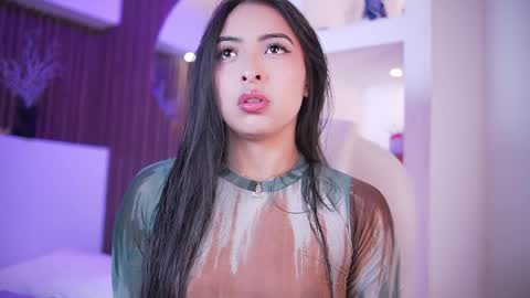 Camila online show from April 6, 2026, 3:37 am