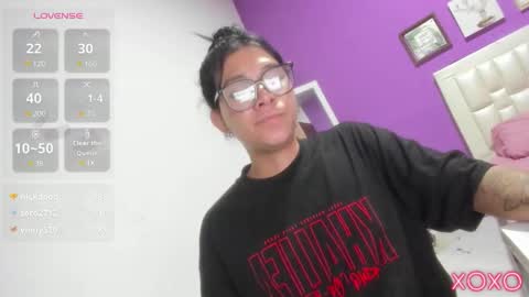 Cami vazques online show from September 23, 2025, 11:52 pm