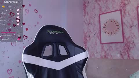 Cami online show from February 9, 2025, 5:33 pm