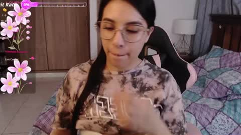 camilacarter online show from April 15, 2026, 3:13 am