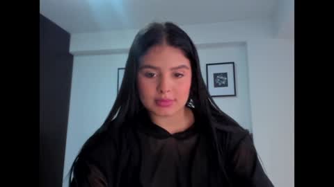 camilagomez_ch online show from January 5, 2025, 5:09 pm