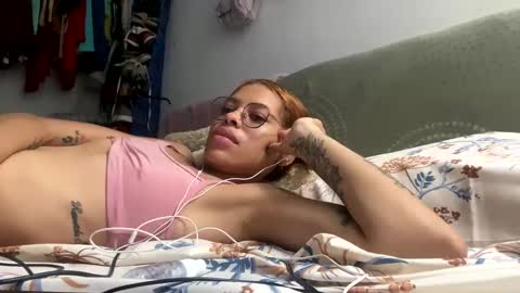 kira online show from September 14, 2025, 6:40 pm