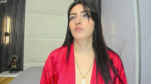 Camila  online show from October 30, 2025, 11:11 am