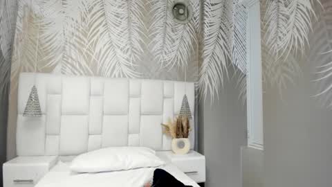 Snapshot of camilahunter__ chatting on February 5, 2026, 3:22 am Camila online show from February 5, 2026, 3:22 am