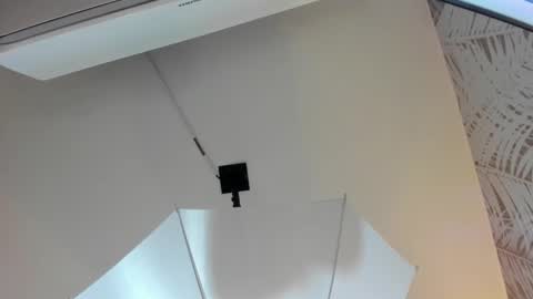 Snapshot of camilahunter__ chatting on February 18, 2026, 3:24 am Camila online show from February 18, 2026, 3:24 am