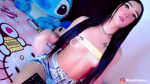 camilajhoones online show from June 20, 2026, 6:16 am
