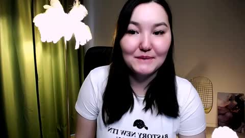 camilamartiez online show from April 30, 2026, 11:49 am