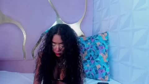 camilaqueenh online show from October 21, 2025, 3:18 am