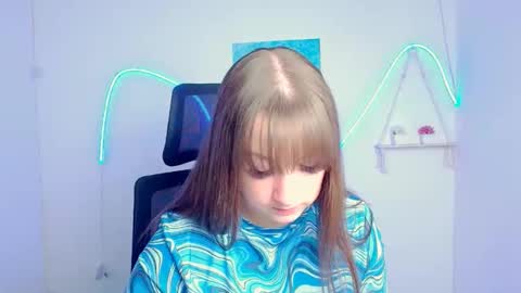 Camilla online show from April 27, 2026, 11:19 am