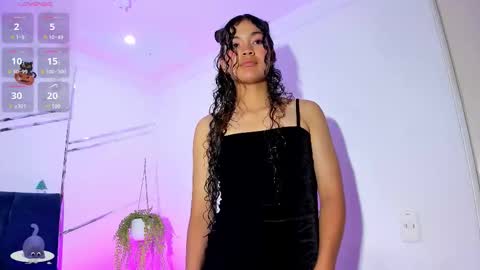 camilla_miller01 online show from December 16, 2025, 11:54 pm