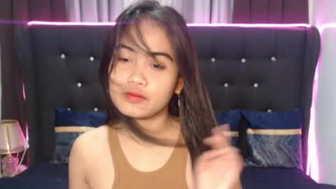 camilla_morena online show from December 21, 2025, 1:35 am