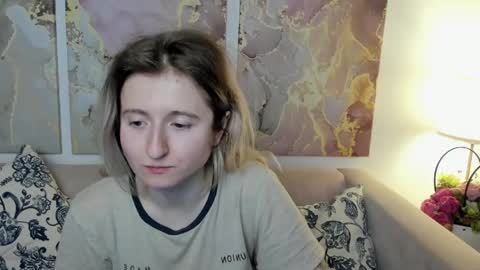 camilladreamer online show from May 25, 2026, 2:34 pm