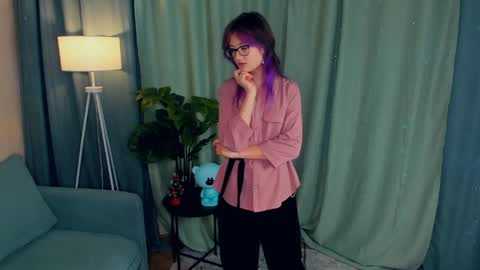 Emily online show from April 2, 2026, 3:42 pm