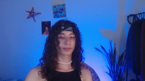 Snapshot of camille_delrey chatting on January 25, 2025, 1:32 am  Camille   online show from January 25, 2025, 1:32 am