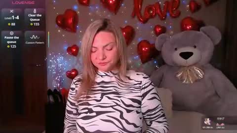 Snapshot of camille_game chatting on July 6, 2026, 10:23 pm Camille Game online show from July 6, 2026, 10:23 pm