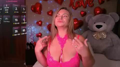 Snapshot of camille_game chatting on July 18, 2026, 1:21 am Camille Game online show from July 18, 2026, 1:21 am