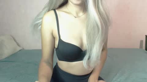Snapshot of camillebunny chatting on September 24, 2025, 2:59 am CamilleBunny online show from September 24, 2025, 2:59 am