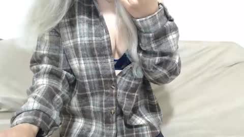 CamilleBunny online show from April 20, 2026, 2:25 am