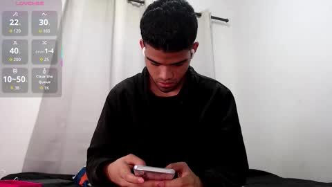 camillo_beischel_ online show from October 11, 2025, 6:50 pm