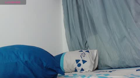 camilo_contre21 online show from January 10, 2025, 2:14 am