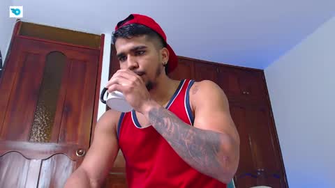 camilo_contre21 online show from May 16, 2026, 1:54 pm