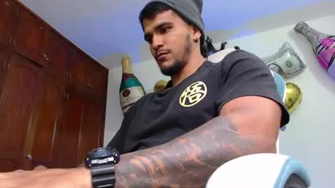 camilo_contre21 online show from July 11, 2026, 8:55 pm