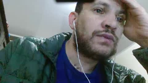 Snapshot of camiloking17 chatting on February 7, 2025, 2:19 am camilo online show from February 7, 2025, 2:19 am