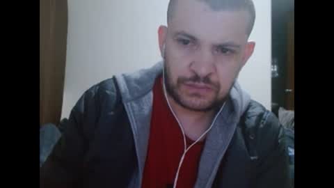 Snapshot of camiloking17 chatting on February 9, 2025, 3:00 am camilo online show from February 9, 2025, 3:00 am