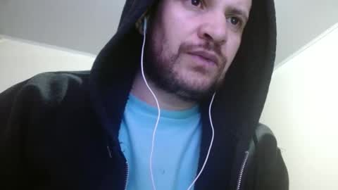 Snapshot of camiloking17 chatting on February 9, 2025, 4:40 pm camilo online show from February 9, 2025, 4:40 pm