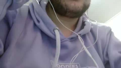 Snapshot of camiloking17 chatting on September 18, 2025, 7:10 am camilo online show from September 18, 2025, 7:10 am