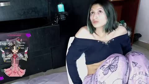 Snapshot of camilonrilli chatting on April 8, 2026, 3:50 am Cami online show from April 8, 2026, 3:50 am