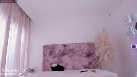 Laura Camila online show from January 12, 2025, 8:57 pm