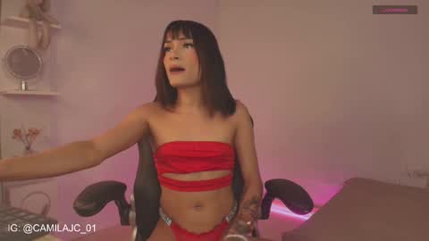 Laura Camila online show from March 19, 2026, 2:32 pm