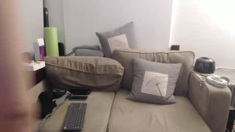 cammy_ho online show from March 26, 2026, 5:57 am