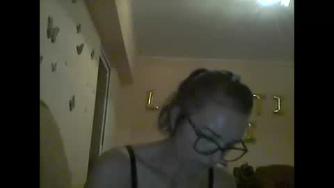 Snapshot of cammyskye chatting on October 26, 2025, 6:25 pm Cammy online show from October 26, 2025, 6:25 pm