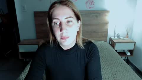 anahi online show from April 26, 2026, 2:42 am