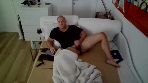 camunication online show from February 20, 2025, 1:19 pm