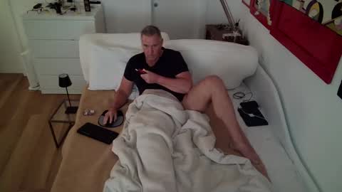 camunication online show from March 9, 2025, 9:13 am