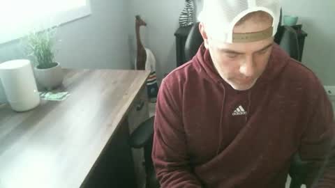 CanadianBacon6969 online show from May 5, 2026, 8:06 pm