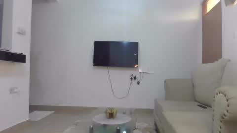 Canah online show from January 14, 2025, 5:19 am