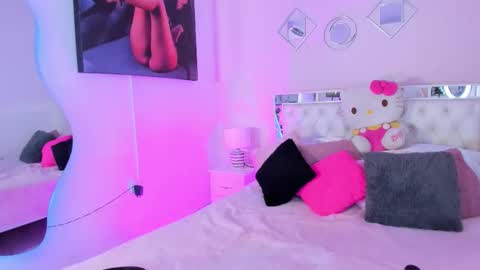  Candace  online show from November 1, 2025, 8:55 pm