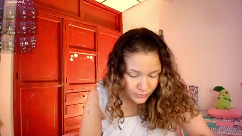 Snapshot of candase_ chatting on June 22, 2026, 7:44 pm Candase online show from June 22, 2026, 7:44 pm