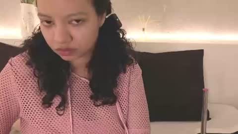 Snapshot of candela_cool chatting on July 12, 2026, 12:18 pm Candela online show from July 12, 2026, 12:18 pm