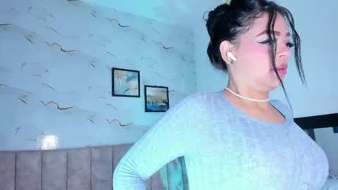 Snapshot of candicewayne chatting on June 19, 2026, 11:14 am CANDICE WAYNE online show from June 19, 2026, 11:14 am