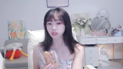 candy8998 online show from September 22, 2025, 9:50 pm