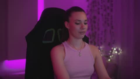 Candy Storm online show from March 25, 2026, 9:43 pm