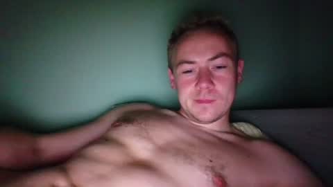 Snapshot of candy_boy_xoxo chatting on June 21, 2026, 5:37 pm candy_boy_xoxo online show from June 21, 2026, 5:37 pm