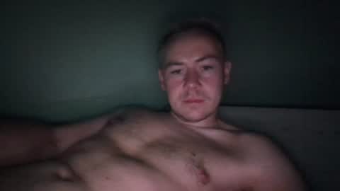 Snapshot of candy_boy_xoxo chatting on July 8, 2026, 9:52 pm candy_boy_xoxo online show from July 8, 2026, 9:52 pm