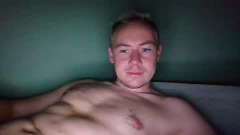 Snapshot of candy_boy_xoxo chatting on July 29, 2026, 11:25 pm candy_boy_xoxo online show from July 29, 2026, 11:25 pm